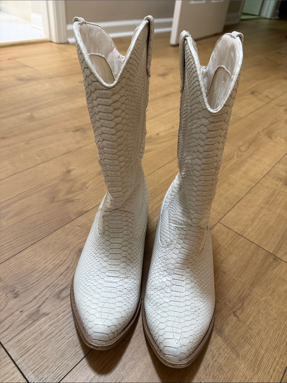 White Textured Western Boots - Women's Stylish Mid-Calf Boots